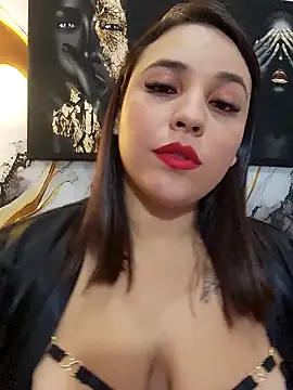 LizzRouse online show from May 14, 9:12 pm