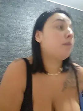 LizzRouse online show from January 7, 8:58 pm