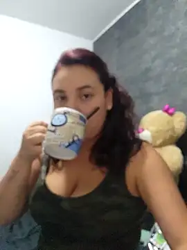 LizzRouse online show from November 24, 7:03 pm