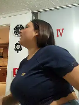 LizzRouse online show from November 6, 9:08 pm