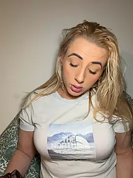 Strongqueen online show from March 5, 8:38 pm