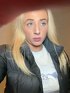 Strongqueen online show from December 14, 8:58 pm