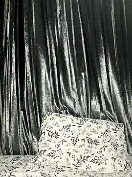 Strongqueen online show from November 13, 9:19 pm