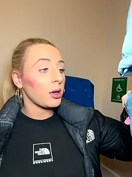 Strongqueen online show from November 2, 9:42 pm