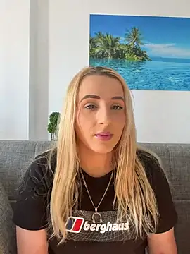 Strongqueen online show from May 29, 6:03 pm