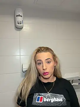 Strongqueen online show from March 25, 9:03 pm