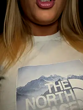 Strongqueen online show from October 26, 5:35 pm