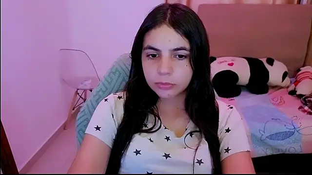  elenna online show from April 7, 5:59 pm