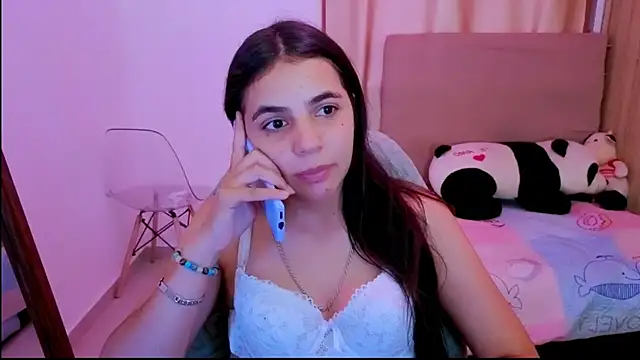  elenna online show from April 13, 7:18 pm