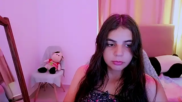  elenna online show from June 5, 6:02 pm