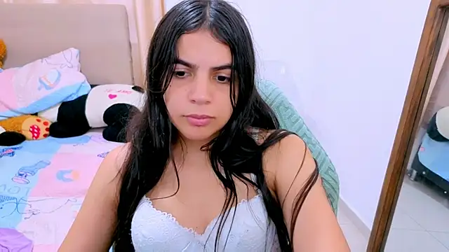  elenna online show from February 7, 6:05 pm