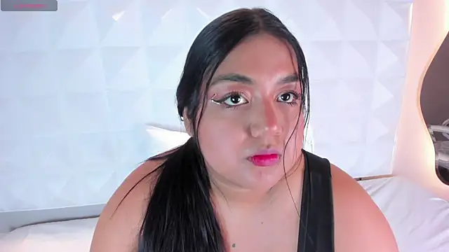 Snapshot of Crismat_ chatting on January 10, 4:12 am Crismat online show from January 10, 4:12 am