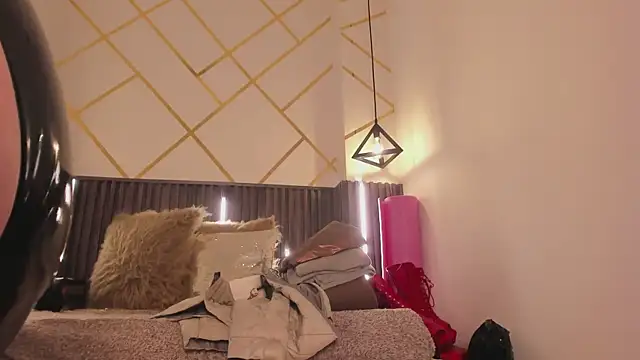  rebecca1 online show from February 11, 1:00 pm