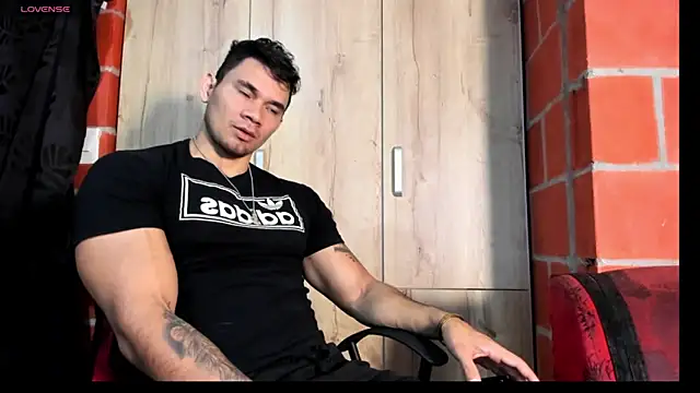 GendersonFit online show from June 11, 12:35 pm