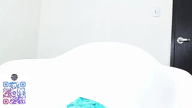 Snapshot of Upskirt_Squirt96 chatting on September 19, 1:37 pm Upskirt Squirt96 online show from September 19, 1:37 pm