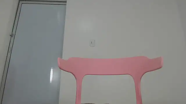 Snapshot of Upskirt_Squirt96 chatting on March 4, 1:38 pm Upskirt Squirt96 online show from March 4, 1:38 pm
