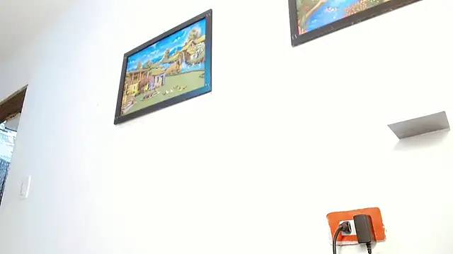 Snapshot of little_tsgirl_ chatting on March 13, 4:12 pm little tsgirl online show from March 13, 4:12 pm