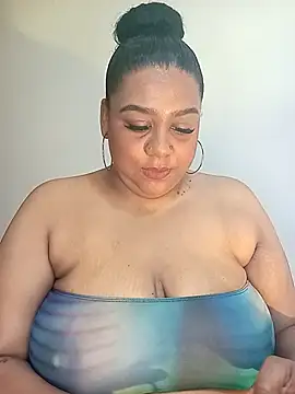 Snapshot of BiancaFollerach chatting on October 17, 12:07 pm BiancaFollerach online show from October 17, 12:07 pm