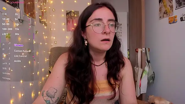 linda giggle online show from November 5, 10:02 pm