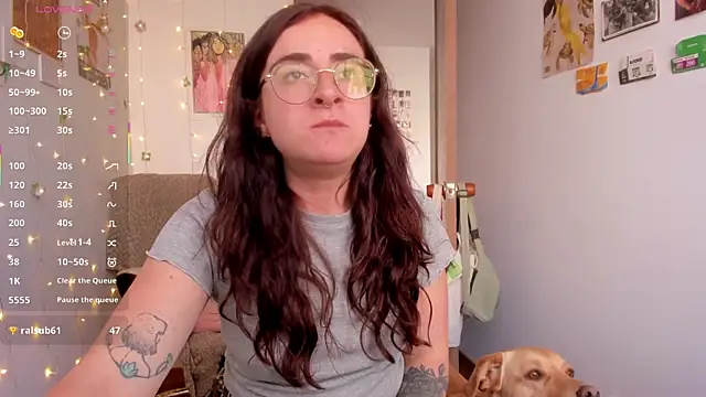 linda giggle online show from November 10, 9:31 pm