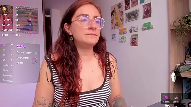 Snapshot of linda_giggle chatting on June 10, 3:13 pm linda giggle online show from June 10, 3:13 pm
