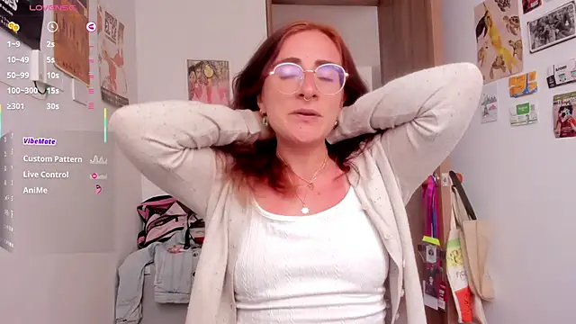 linda giggle online show from April 10, 5:09 pm