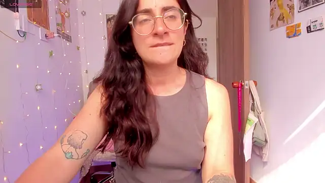 linda giggle online show from October 21, 1:32 pm