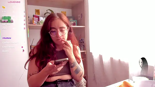 Snapshot of linda_giggle chatting on July 1, 1:55 pm linda giggle online show from July 1, 1:55 pm