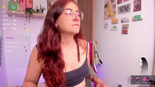 Snapshot of linda_giggle chatting on June 15, 5:45 pm linda giggle online show from June 15, 5:45 pm