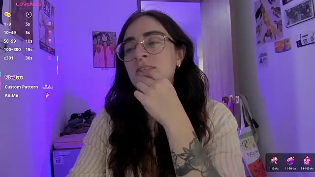 linda giggle online show from March 5, 1:35 am