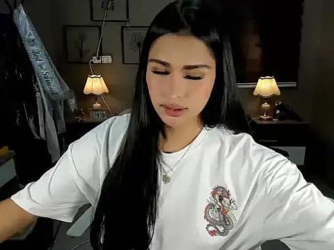 EternityBanks online show from December 19, 9:39 pm