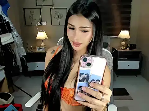 Snapshot of EternityBanks chatting on September 27, 4:02 pm EternityBanks online show from September 27, 4:02 pm