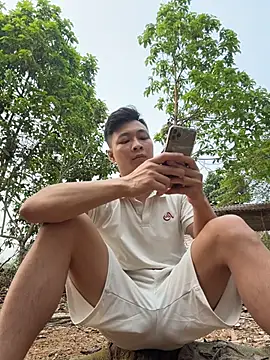 Naughty--asian online show from April 4, 9:05 am