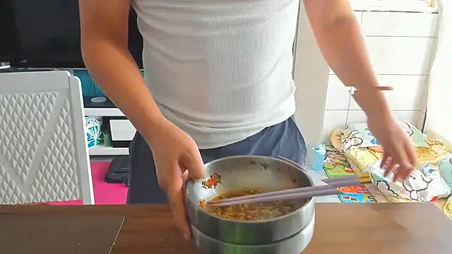 guozuo online show from September 15, 3:07 am