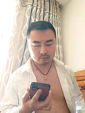 Snapshot of guozuo chatting on June 12, 2:20 am guozuo online show from June 12, 2:20 am