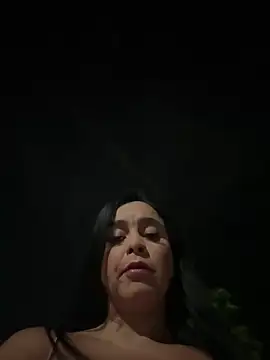 Snapshot of _kathaLopez_ chatting on June 11, 12:32 am kathaLopez online show from June 11, 12:32 am