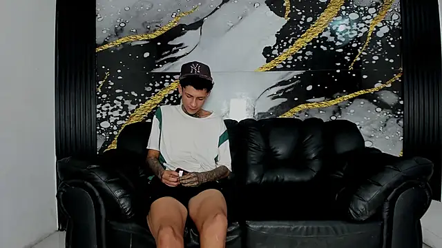 self love46 online show from April 9, 7:42 pm