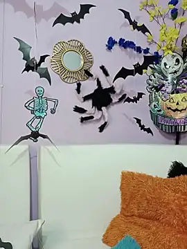 Deina bunny online show from October 8, 2:02 am