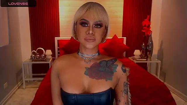 StellaStrong30 online show from December 1, 10:32 pm