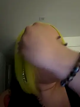 ThickAssRena online show from September 28, 8:21 am