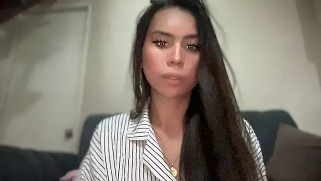 Snapshot of Mistress_supreme chatting on February 1, 10:02 am Mistress supreme online show from February 1, 10:02 am