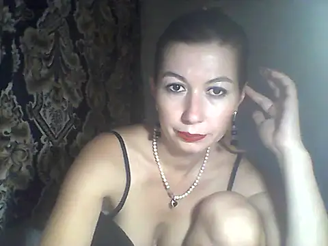 Snapshot of Olesja chatting on October 3, 3:46 pm Olesja online show from October 3, 3:46 pm