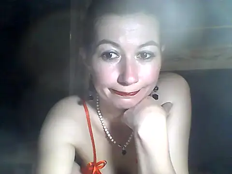 Olesja online show from April 1, 7:00 pm