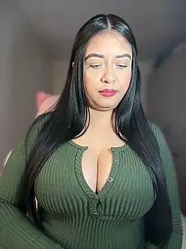 cami ortiz   online show from December 4, 4:44 am