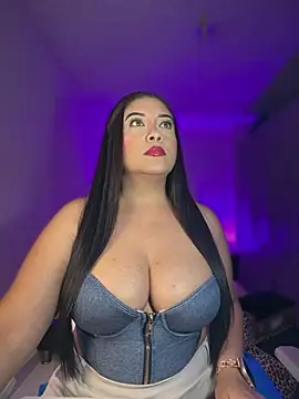 cami ortiz   online show from May 29, 5:02 am
