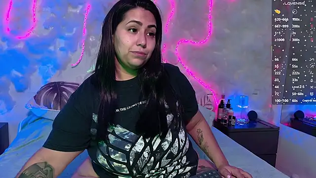 emmajohnss online show from January 16, 3:54 am