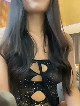 DaphneUwu online show from February 12, 12:43 am