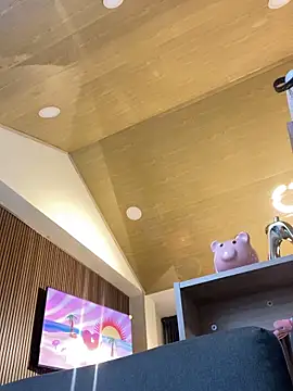 DaphneUwu online show from December 18, 12:49 am