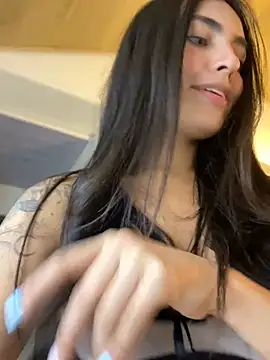 DaphneUwu online show from January 9, 12:50 am