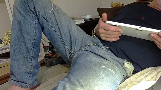 mike30nbg online show from October 31, 9:43 pm